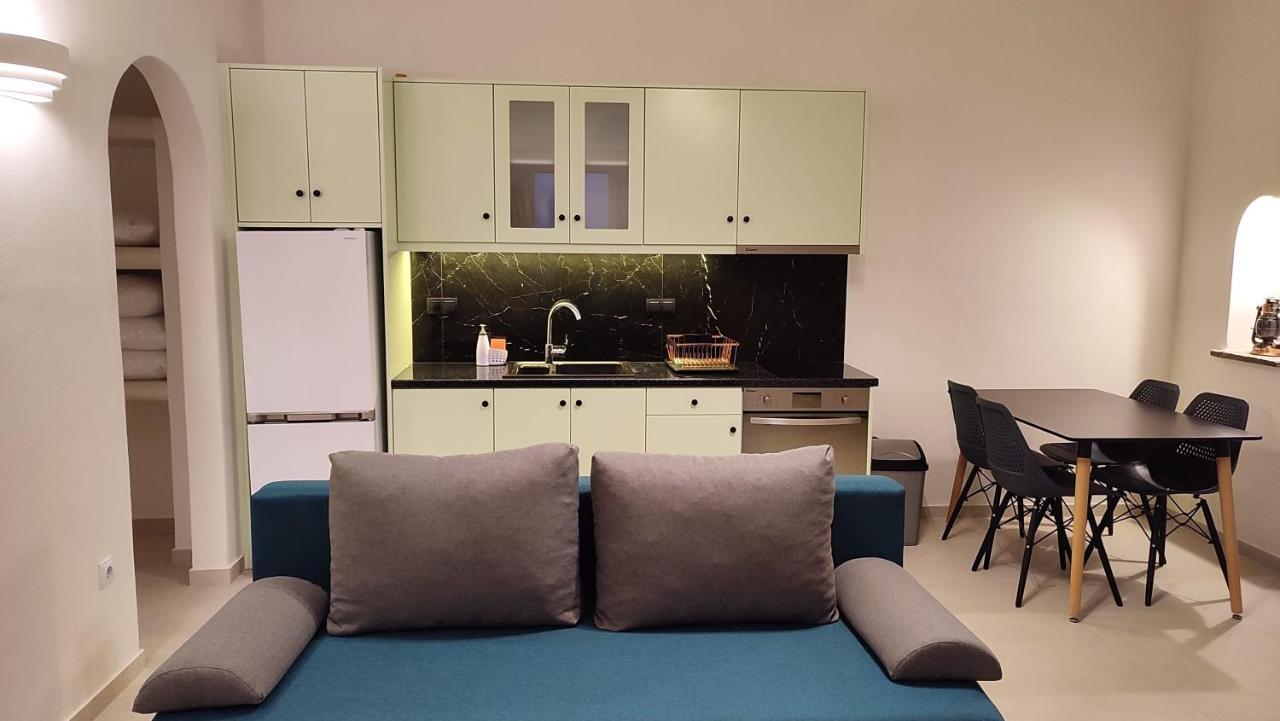 Aelia Mare Penthouse Apartment Isternia  Ngoại thất bức ảnh